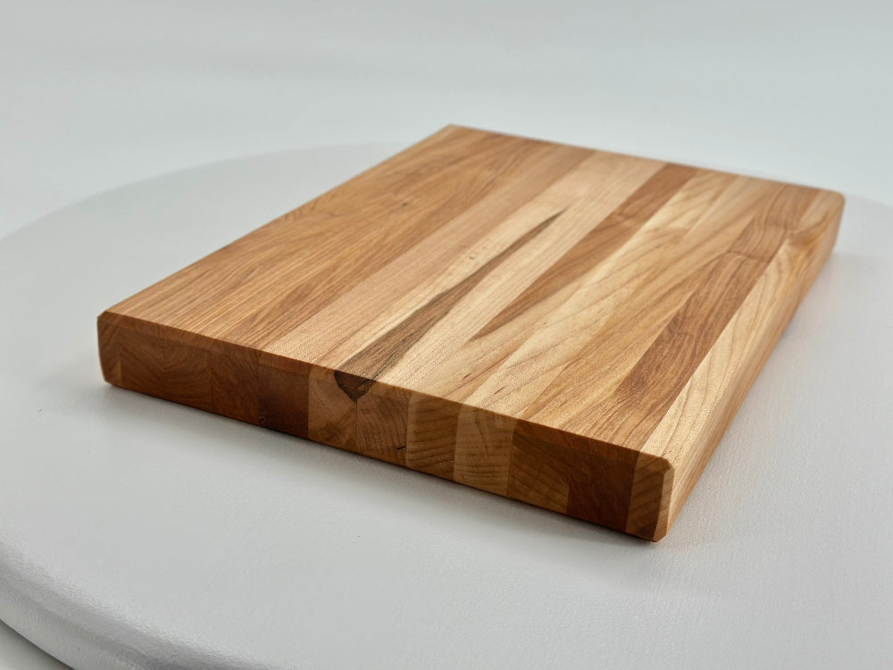 Cherry Edge Grain Cutting Block