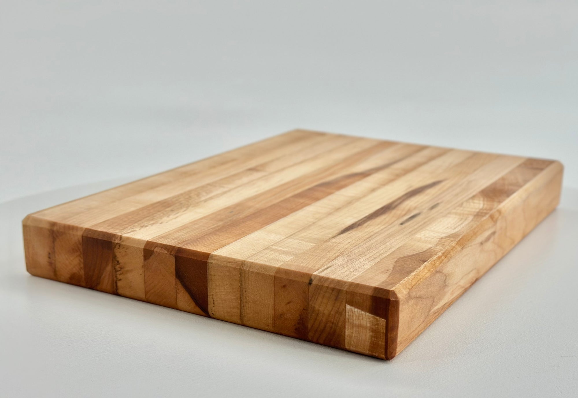 Cherry Edge Grain Cutting Block