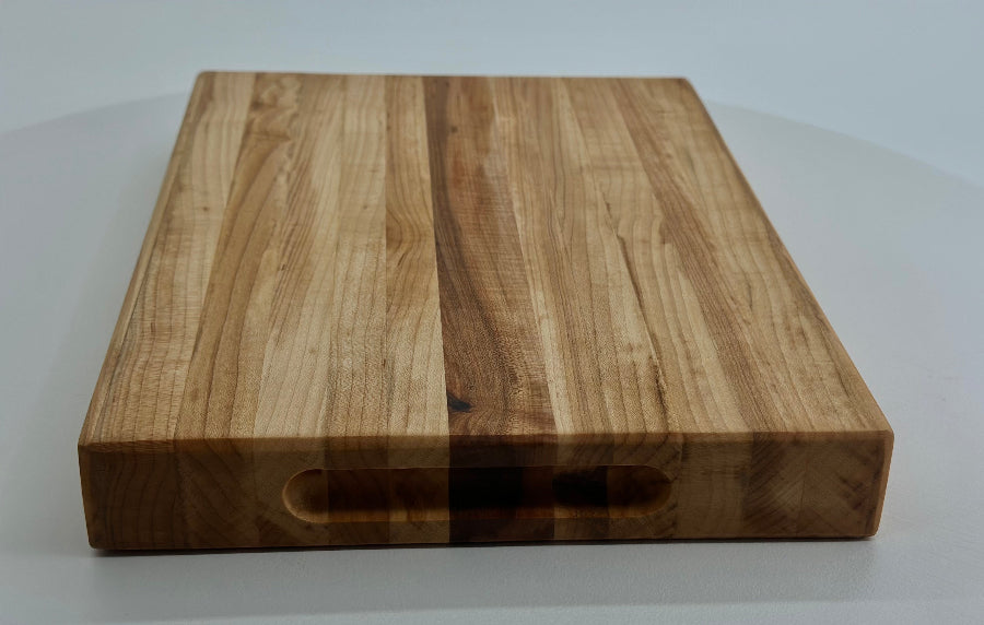 Cherry Edge Grain Cutting Block