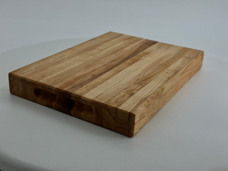 Cherry Edge Grain Cutting Block