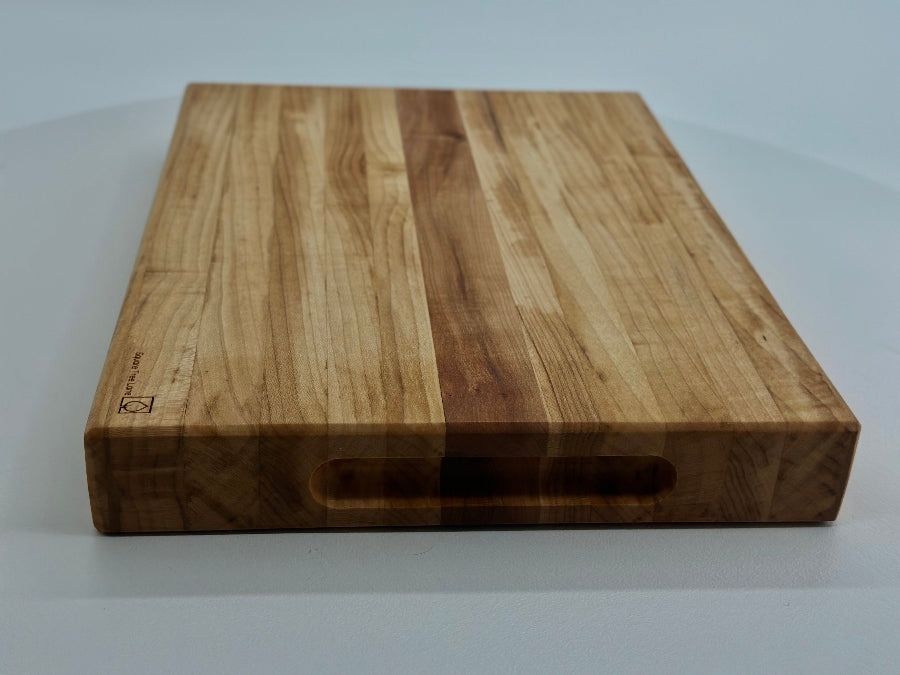Cherry Edge Grain Cutting Block