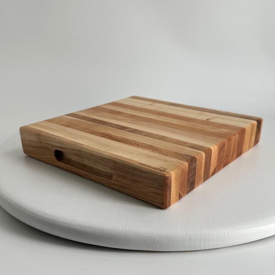 Cherry Edge Grain Cutting Block