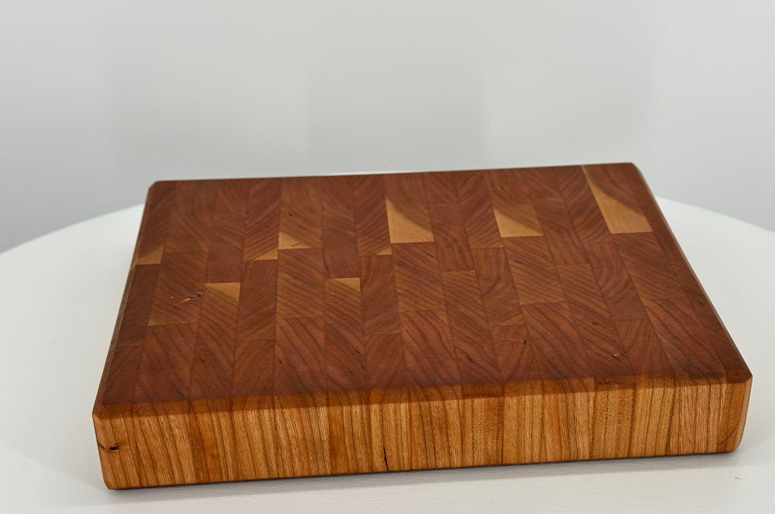 CHERRY END GRAIN CUTTING BLOCK