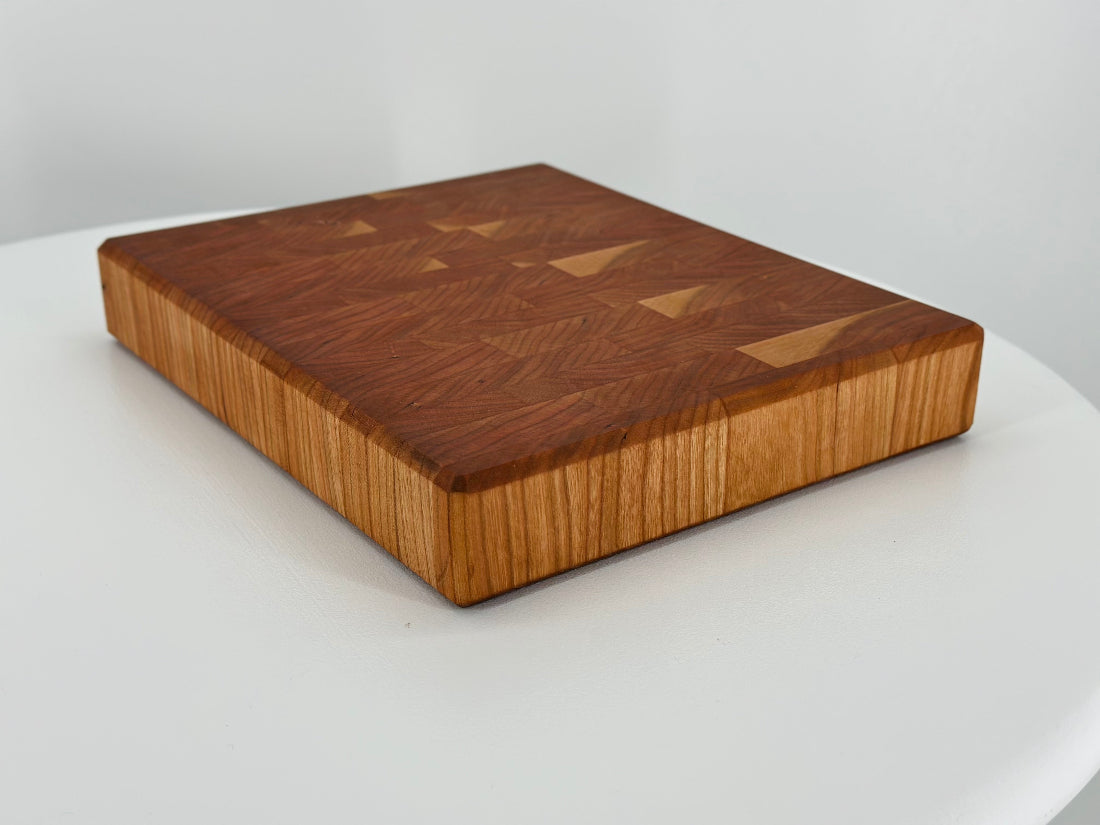 CHERRY END GRAIN CUTTING BLOCK