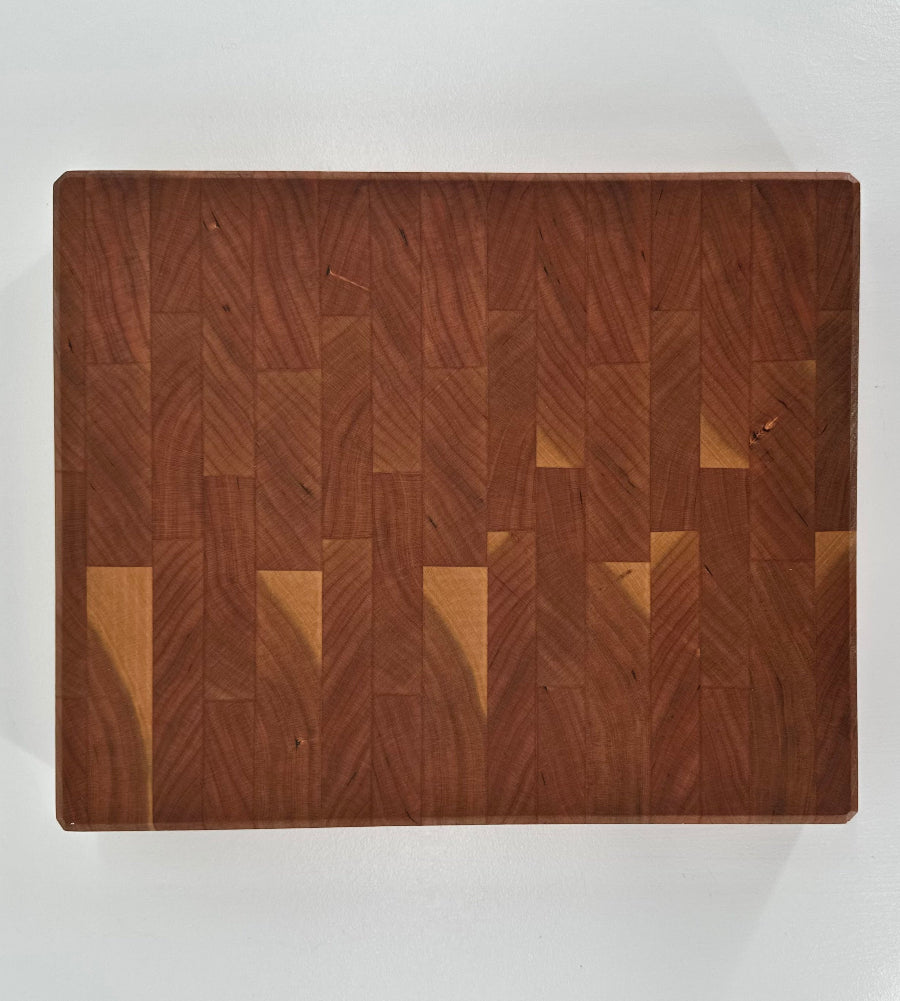 CHERRY END GRAIN CUTTING BLOCK